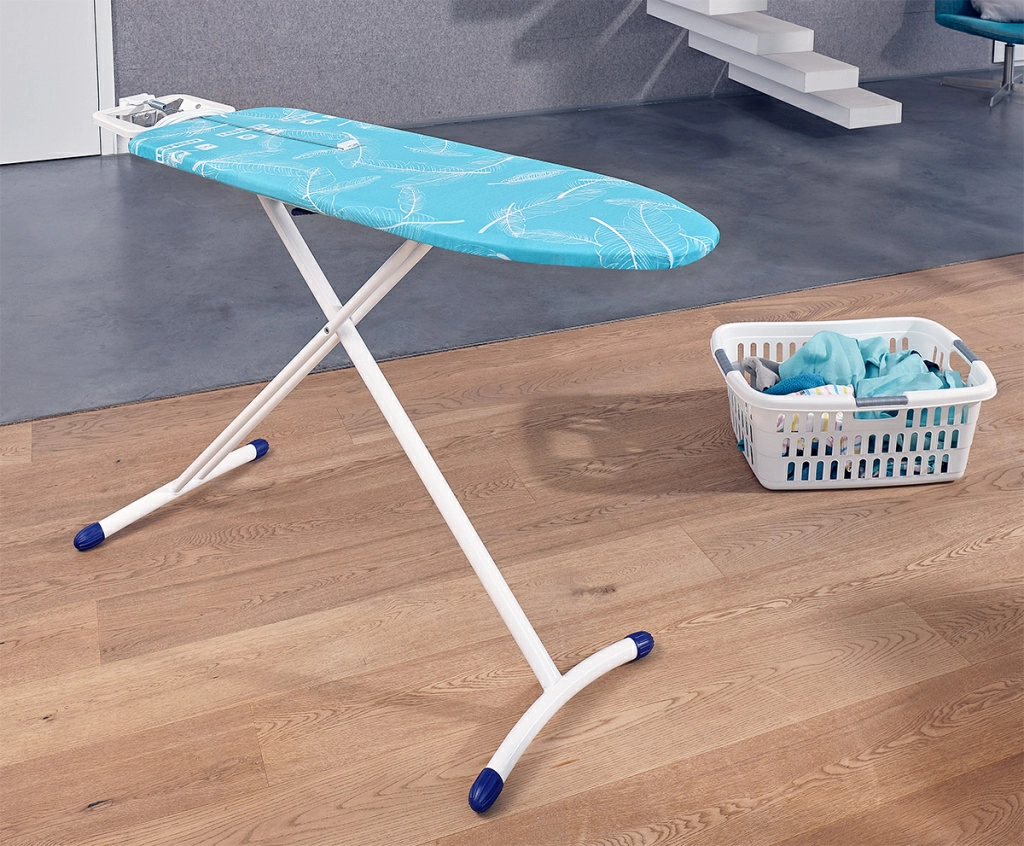 Гладильная доска Leifheit Airboard Solid Plus M