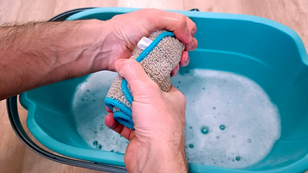 Швабра должна быть хорошо отжата