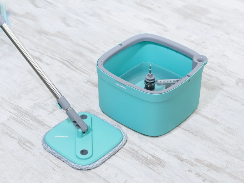 Швабра отжимная с ведром Hausmann Cosmic Niagara HM-S-01
