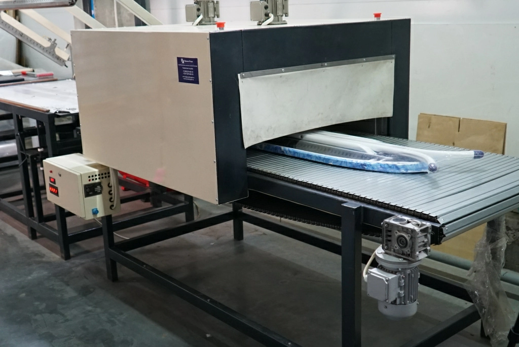 Процесс финальной упаковки гладильной доски Hausmann