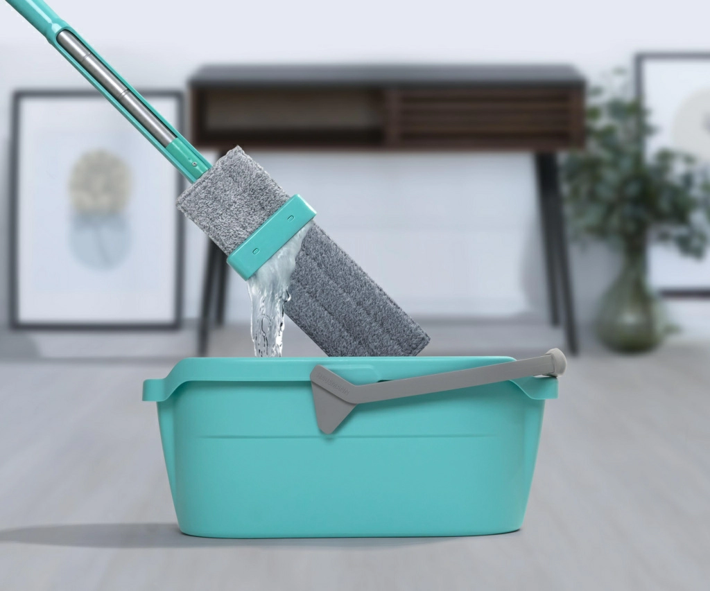 На фото набор для мытья пола Hausmann hm-6287