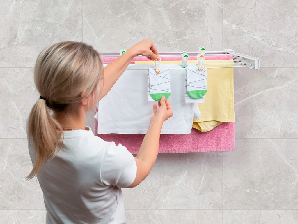 Настенная сушилка Hausmann Altair 70