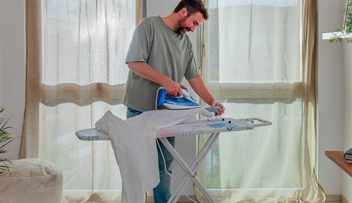 Что нужно для глажки вещей. Аксессуары для гладильной доски Что нужно для глажки вещей. Аксессуары для гладильной доски