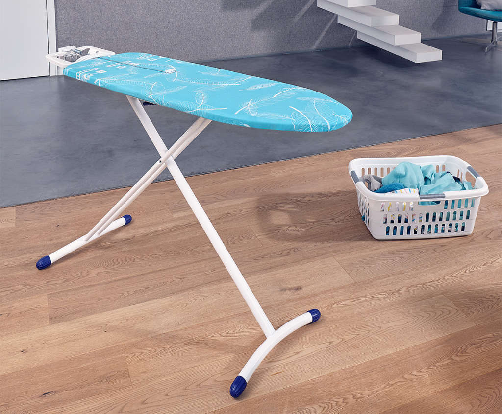 Гладильная доска Leifheit Airboard Solid Plus M