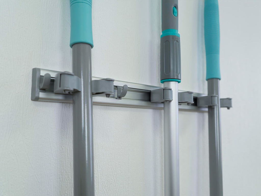 Держатель для швабр Hausmann