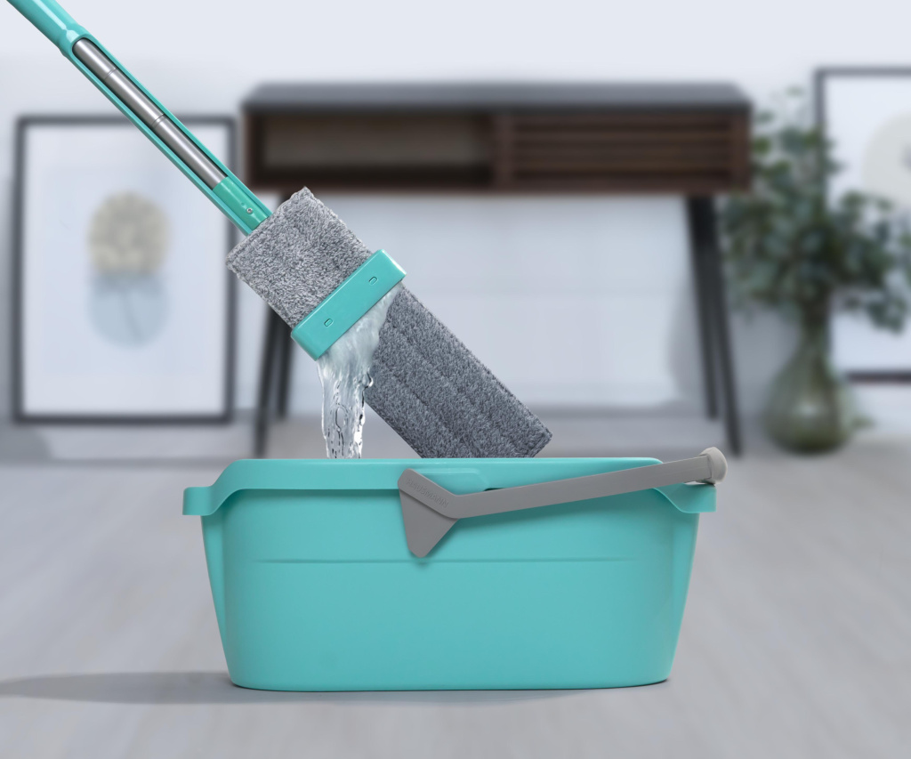 На фото набор для мытья пола Hausmann hm-6287