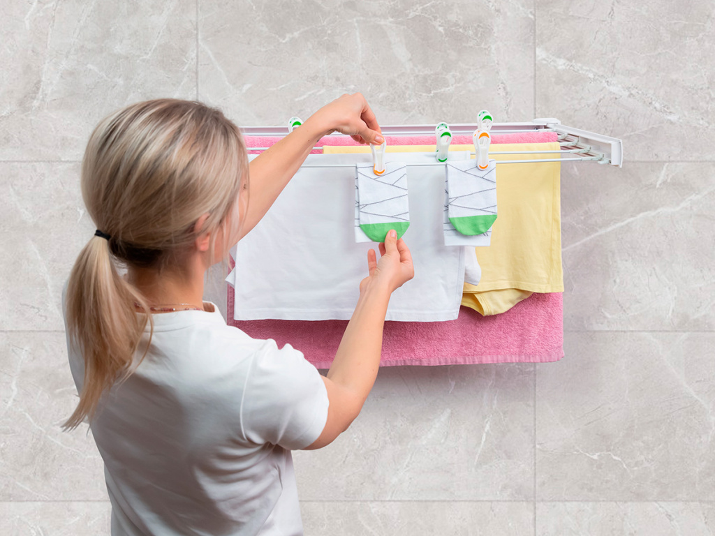 Настенная сушилка Hausmann Altair 70