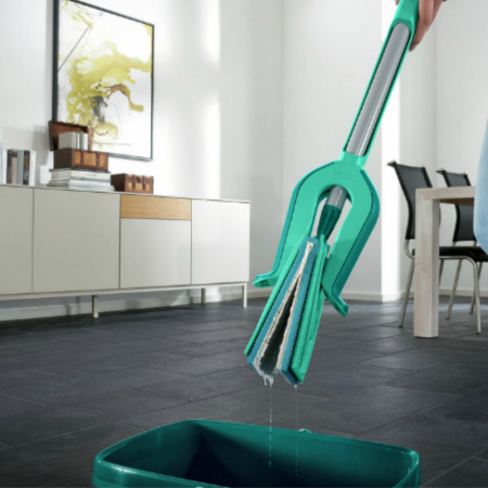 Швабра хозяйственная с отжимом Leifheit Picobello S micro duo фото 4